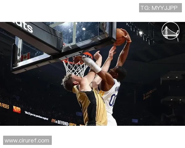 库明加身体素质惊人空切接球腾空单臂扣篮震撼全场 库明加身体素质惊人空切接球腾空单臂扣篮震撼全场